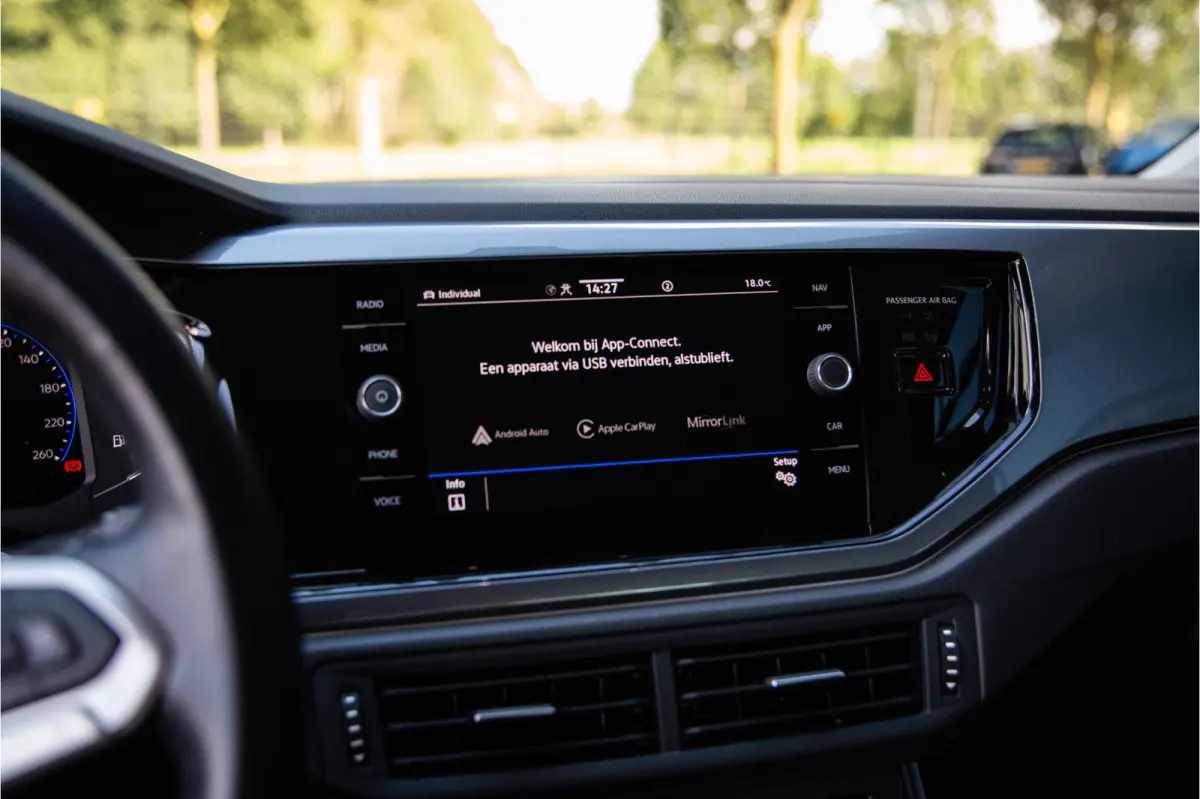 1.0 TSI Style , Achteruitrijcamera, Adap. cruise, Stoelverwarming, Carplay,