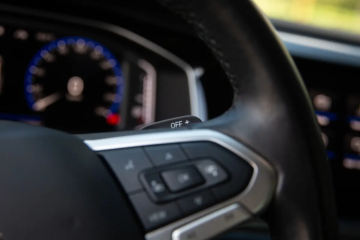 1.0 TSI Style , Achteruitrijcamera, Adap. cruise, Stoelverwarming, Carplay,
