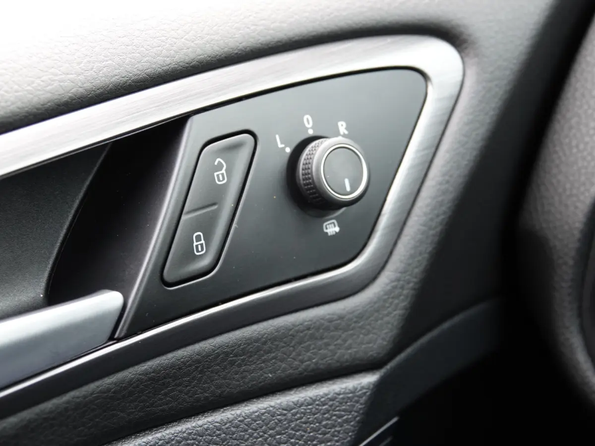 1.0 TSI Comfortline TREKH. | NAVI | ADAPT. CRUISE | LMV | PDC V+A
