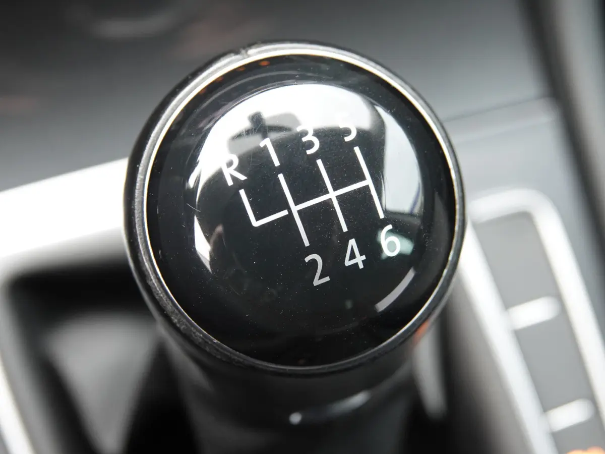 1.0 TSI Comfortline TREKH. | NAVI | ADAPT. CRUISE | LMV | PDC V+A