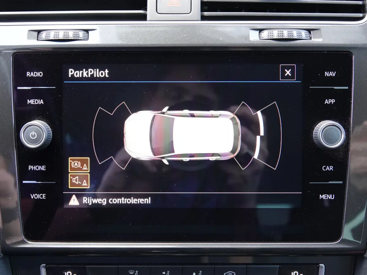 1.0 TSI Comfortline TREKH. | NAVI | ADAPT. CRUISE | LMV | PDC V+A