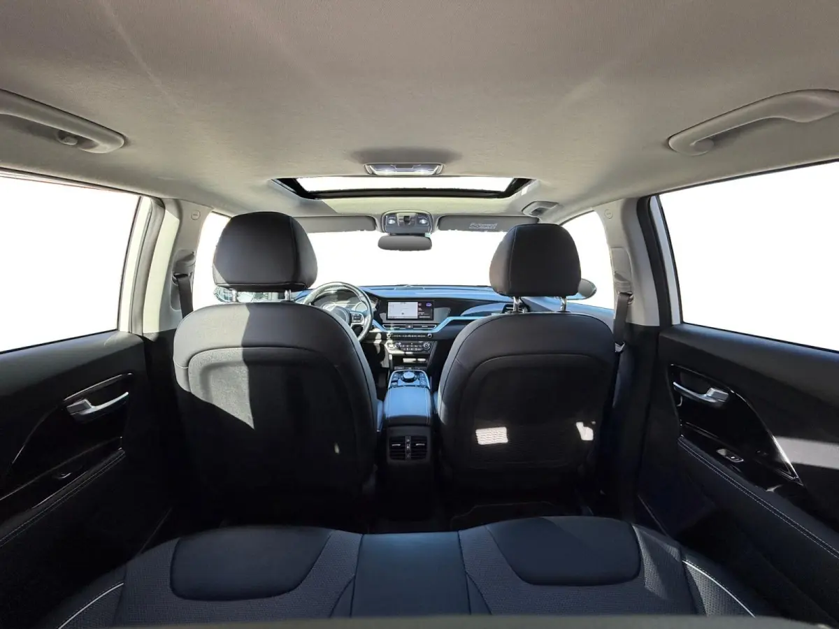 DynamicPlusLine 64 kWh | *1E EIGENAAR | *TREKHAAK | *BTW AUTO | *WARMTEPOMP | APPLE CARPLAY/ ANDROID AUTO | CAMERA | NAVI | STOEL/ STUURVERWARMING | PANODAK | CLIMA | ETC…
