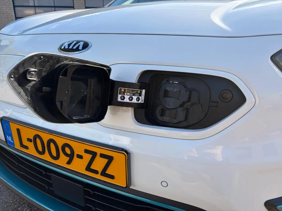 DynamicPlusLine 64 kWh | *1E EIGENAAR | *TREKHAAK | *BTW AUTO | *WARMTEPOMP | APPLE CARPLAY/ ANDROID AUTO | CAMERA | NAVI | STOEL/ STUURVERWARMING | PANODAK | CLIMA | ETC…
