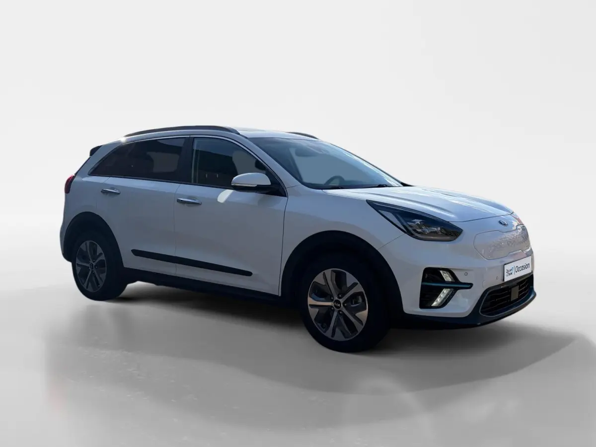 DynamicPlusLine 64 kWh | *1E EIGENAAR | *TREKHAAK | *BTW AUTO | *WARMTEPOMP | APPLE CARPLAY/ ANDROID AUTO | CAMERA | NAVI | STOEL/ STUURVERWARMING | PANODAK | CLIMA | ETC…
