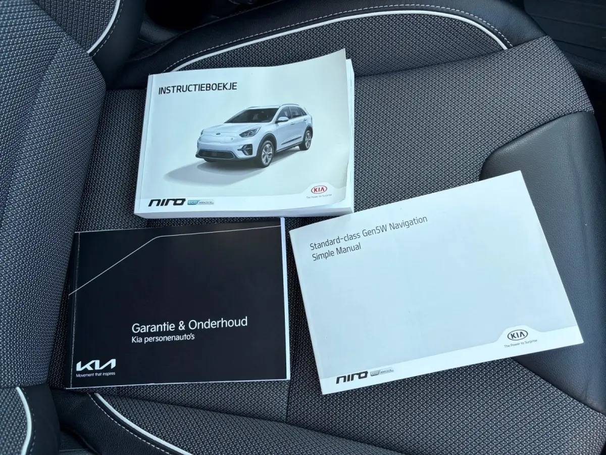 DynamicPlusLine 64 kWh | *1E EIGENAAR | *TREKHAAK | *BTW AUTO | *WARMTEPOMP | APPLE CARPLAY/ ANDROID AUTO | CAMERA | NAVI | STOEL/ STUURVERWARMING | PANODAK | CLIMA | ETC…