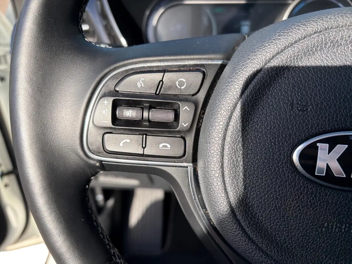 DynamicPlusLine 64 kWh | *1E EIGENAAR | *TREKHAAK | *BTW AUTO | *WARMTEPOMP | APPLE CARPLAY/ ANDROID AUTO | CAMERA | NAVI | STOEL/ STUURVERWARMING | PANODAK | CLIMA | ETC…