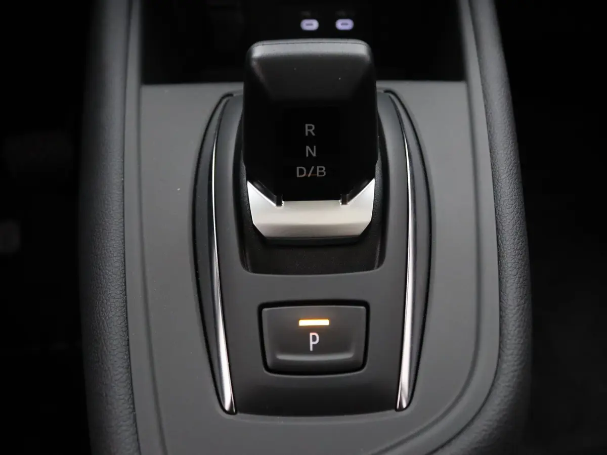 160pk HEV Instyle Apple Carplay/Android Auto | Climate