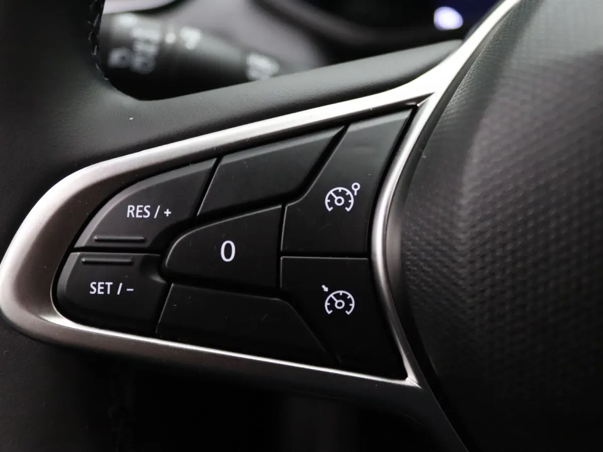 E-Tech Full Hybrid techno 145pk Camera | Cruise | Navi | Parkeersens. achter