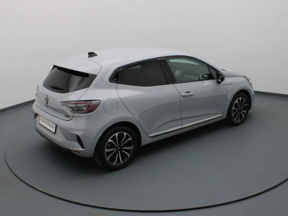 E-Tech Full Hybrid techno 145pk Camera | Cruise | Navi | Parkeersens. achter