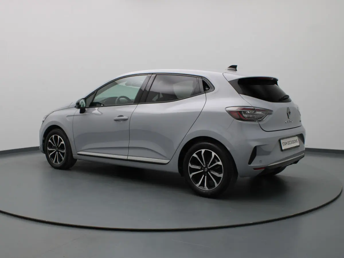 E-Tech Full Hybrid techno 145pk Camera | Cruise | Navi | Parkeersens. achter