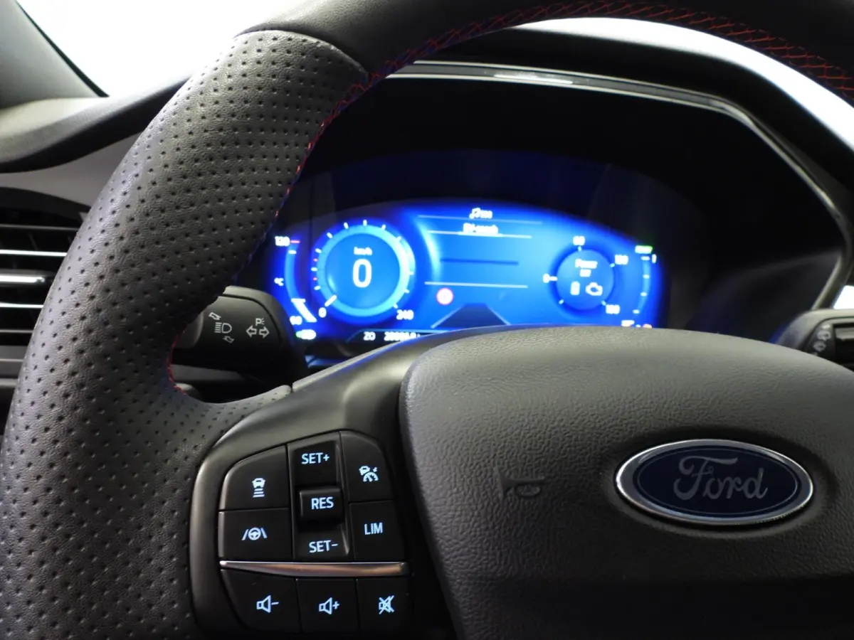 2.5 PHEV Plug-In ST-Line X NAVI/CAMERA/LED/B&O/18"LMV!