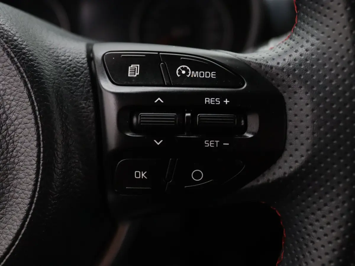 DPi 67pk GT-Line Navigatiesysteem | Apple Carplay/Android Auto