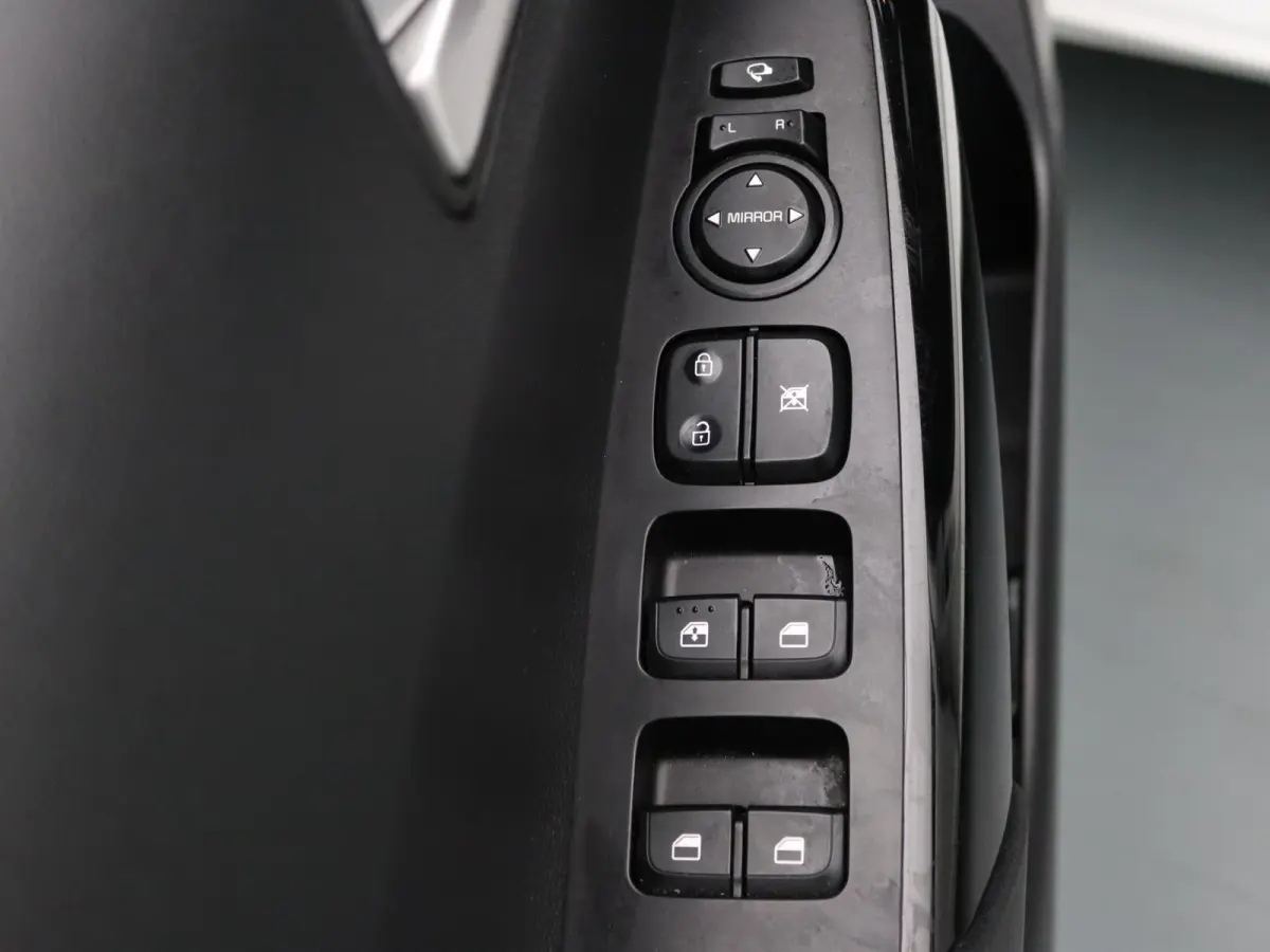 DPi 67pk DynamicPlusLine Airco | Camera | Cruise | Navi | Parkeersens. achter