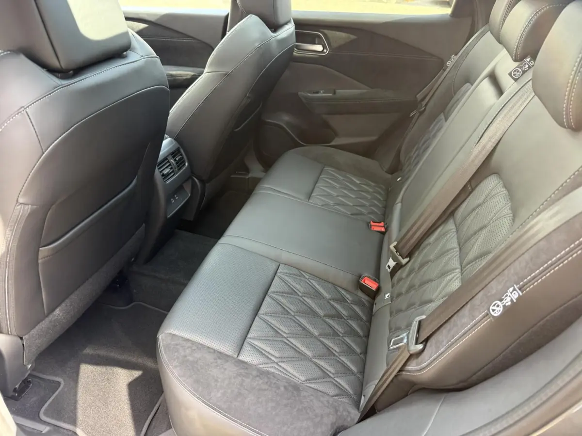 1.3 MHEV Xtronic Tekna Plus MASSAGE stoelen PANORAMADAK