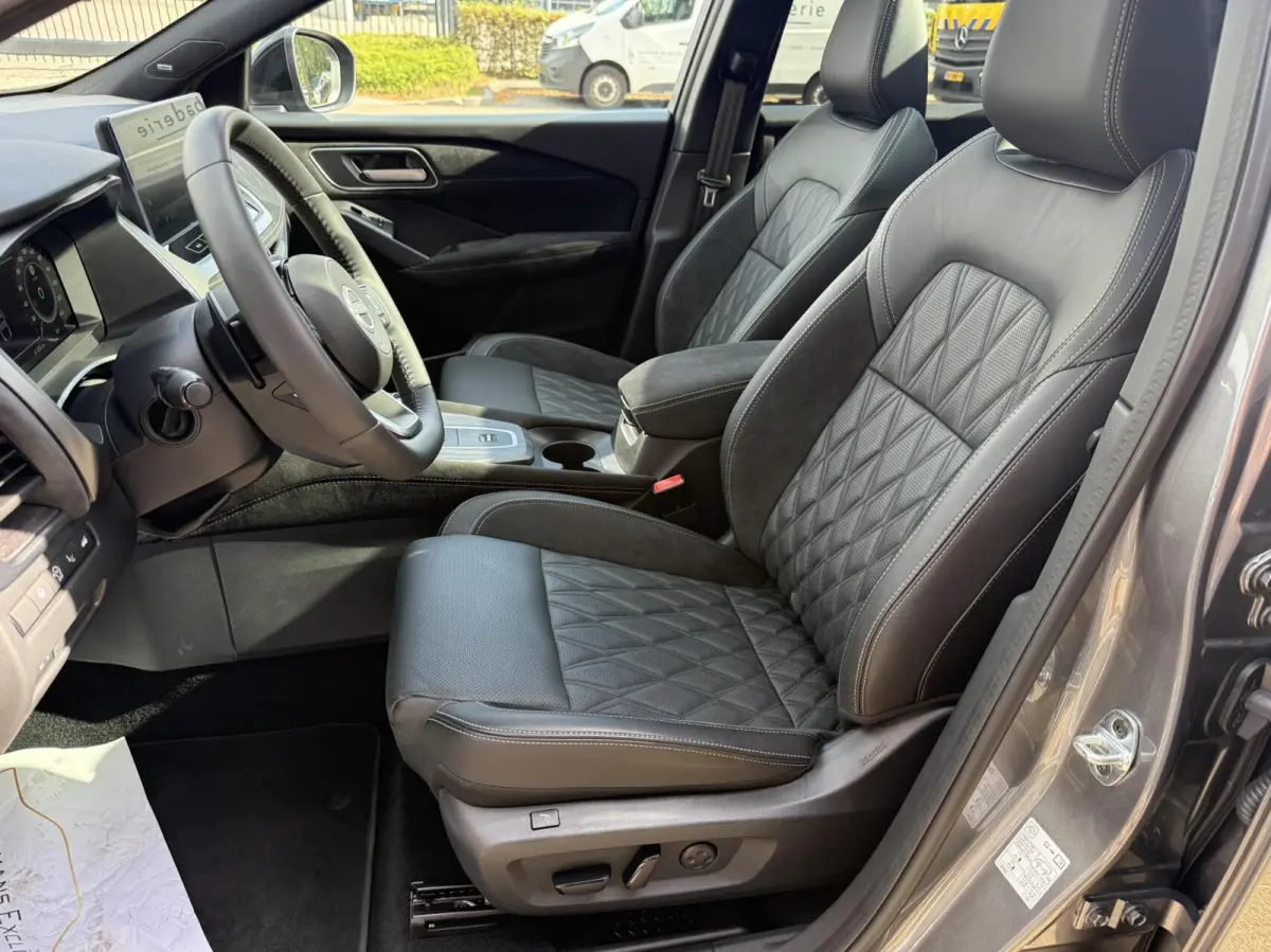 1.3 MHEV Xtronic Tekna Plus MASSAGE stoelen PANORAMADAK