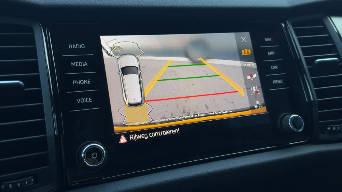 1.5 TSI 150pk Sportline Business | Achteruitrijcamera | Elektriscke achterklep | Adaptive Cruise | Carplay |