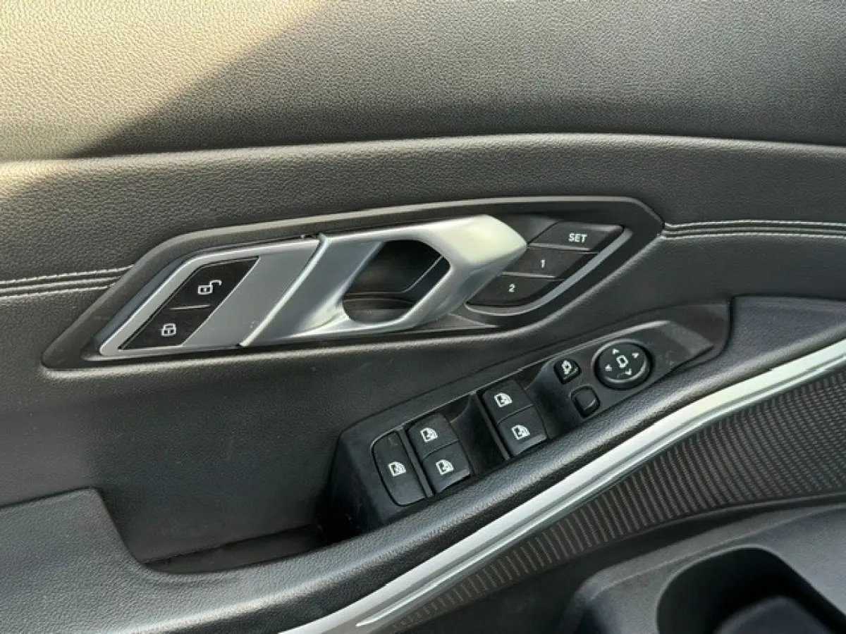320d High Executive M Sport Keyless Laser Memory!