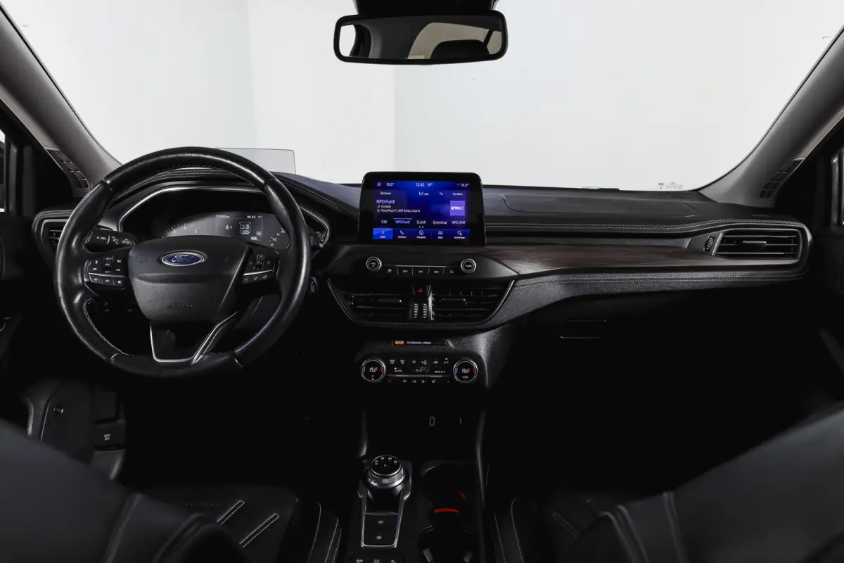 1.5 EcoBoost 150 PK Vignale - Automaat | Adapt. Cruise | Winterpakket | PDC | Camera | NAV + App. Connect | ECC | DAB | Elk. Klep | LM 18" |