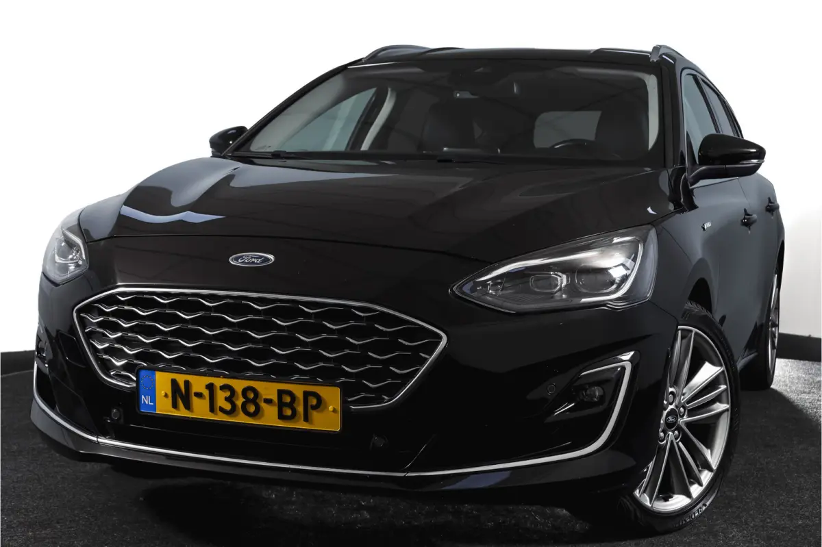 1.5 EcoBoost 150 PK Vignale - Automaat | Adapt. Cruise | Winterpakket | PDC | Camera | NAV + App. Connect | ECC | DAB | Elk. Klep | LM 18" |