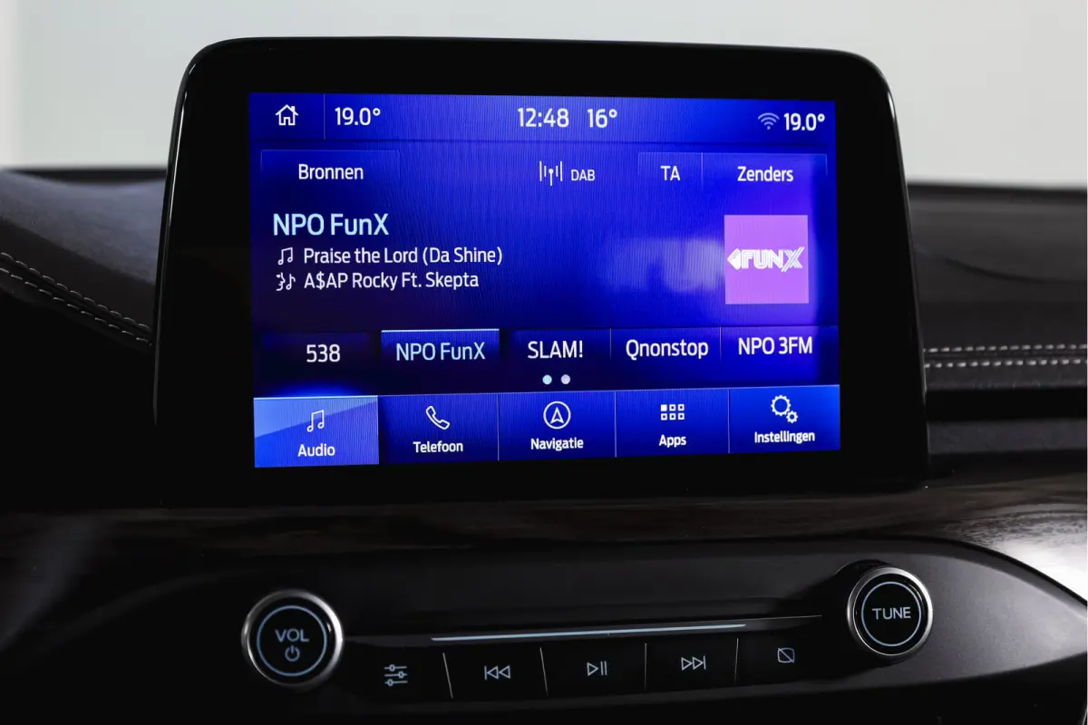 1.5 EcoBoost 150 PK Vignale - Automaat | Adapt. Cruise | Winterpakket | PDC | Camera | NAV + App. Connect | ECC | DAB | Elk. Klep | LM 18" |