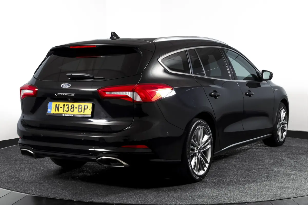 1.5 EcoBoost 150 PK Vignale - Automaat | Adapt. Cruise | Winterpakket | PDC | Camera | NAV + App. Connect | ECC | DAB | Elk. Klep | LM 18" |
