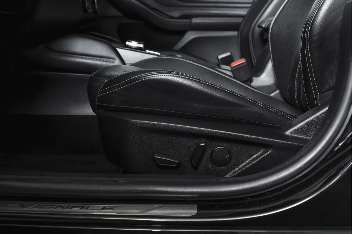1.5 EcoBoost 150 PK Vignale - Automaat | Adapt. Cruise | Winterpakket | PDC | Camera | NAV + App. Connect | ECC | DAB | Elk. Klep | LM 18" |