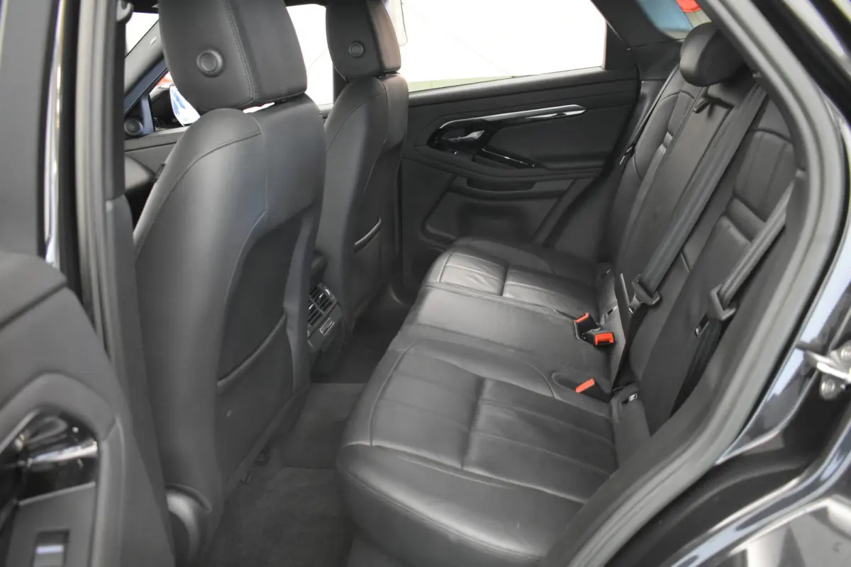 1.5 P300e AWD R-Dynamic SE Camera El Trekh+Stoel+Aklep vol Leder