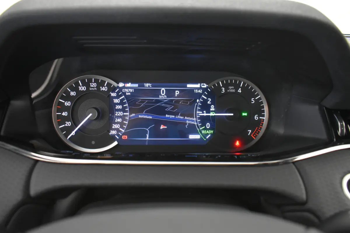 1.5 P300e AWD R-Dynamic SE Camera El Trekh+Stoel+Aklep vol Leder