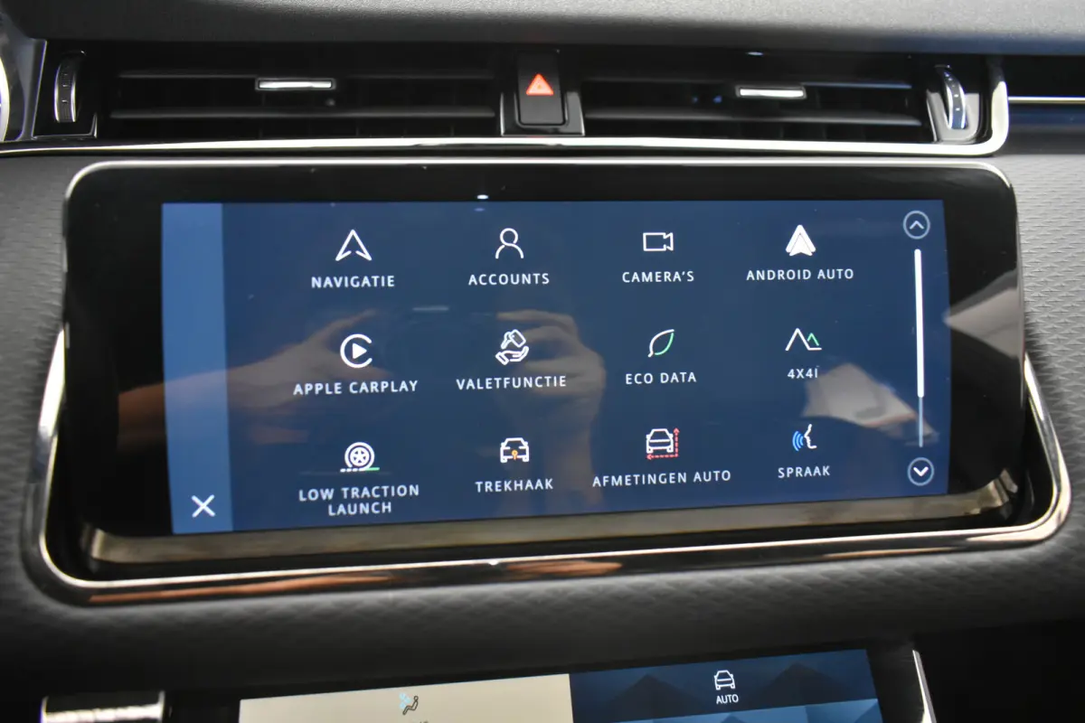 1.5 P300e AWD R-Dynamic SE Camera El Trekh+Stoel+Aklep vol Leder