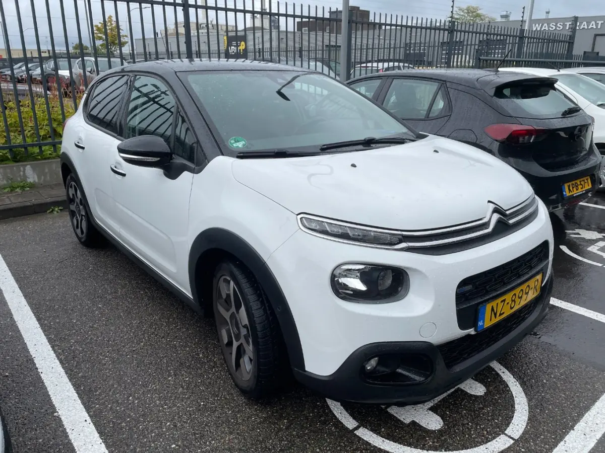 1.2 PureTech 110pk S&S Shine | Navigatie | Camera | Panoramadak | Lichtmetaal | NL auto | 71.000km | All season |