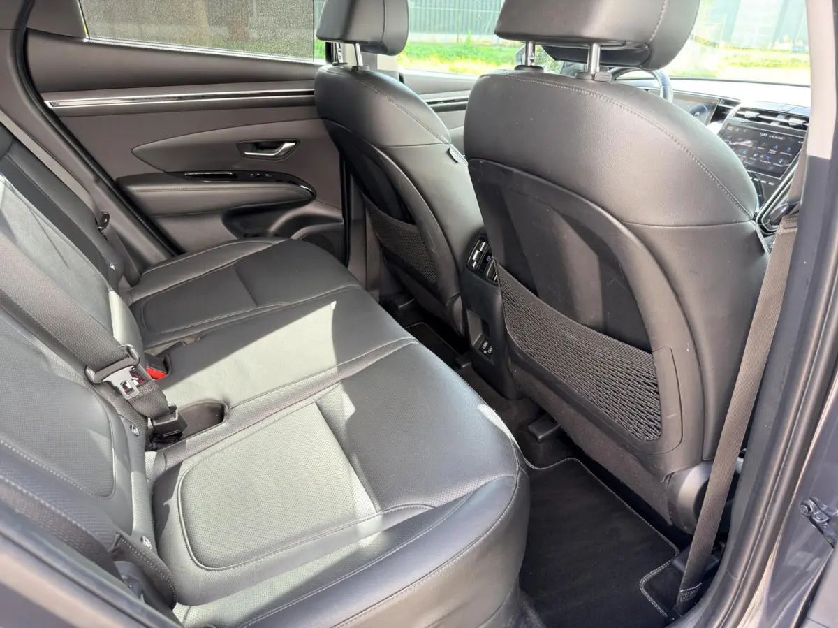 1.6 Hybrid HEV Premium 1e eig|Dealer OH|Camera|Carplay