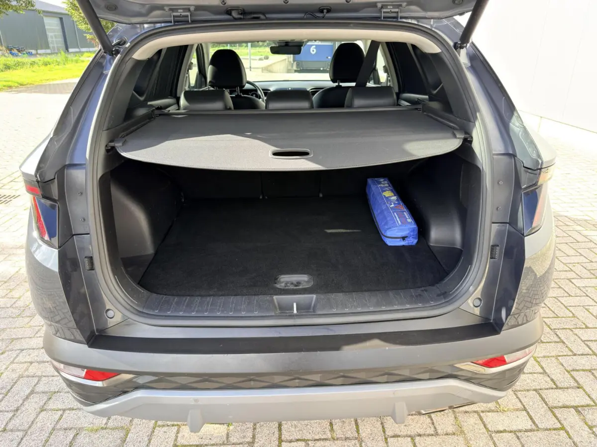 1.6 Hybrid HEV Premium 1e eig|Dealer OH|Camera|Carplay