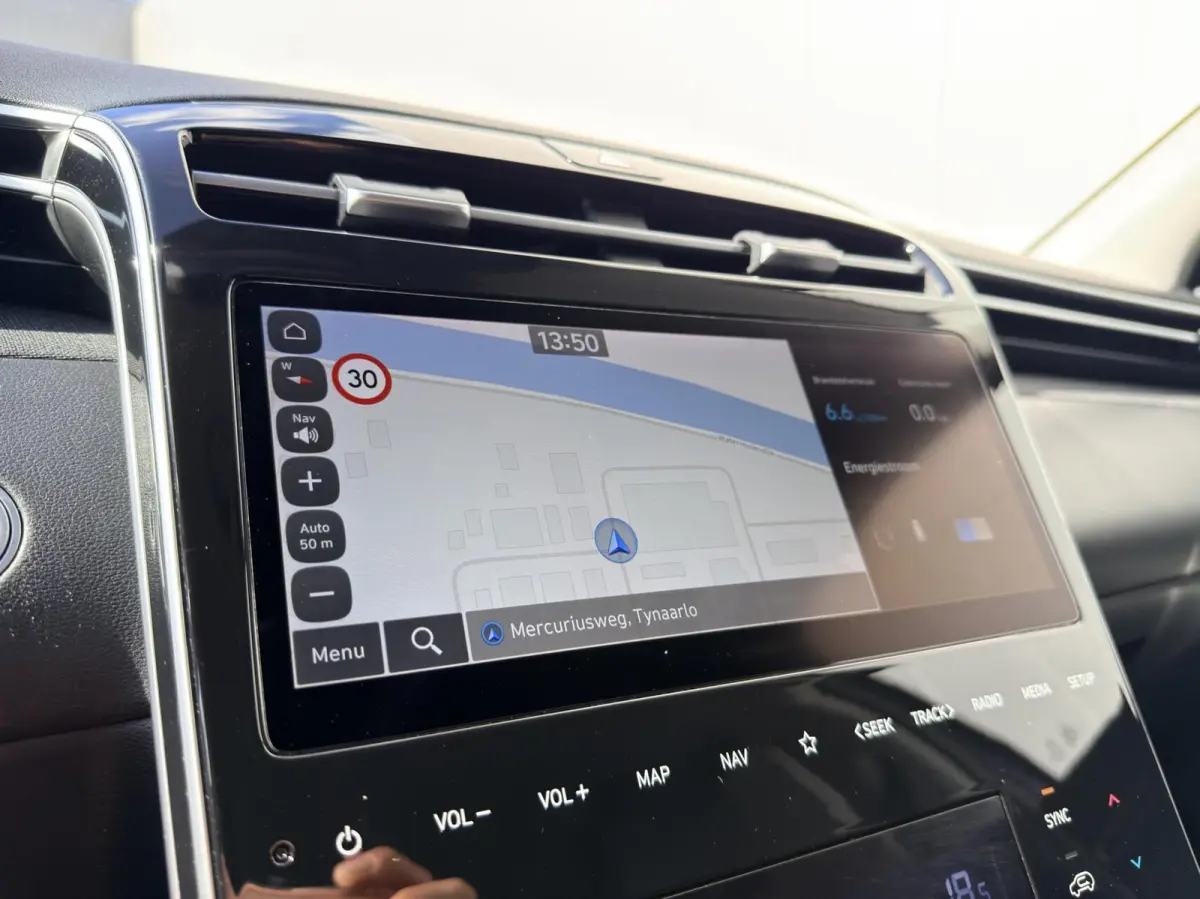 1.6 Hybrid HEV Premium 1e eig|Dealer OH|Camera|Carplay