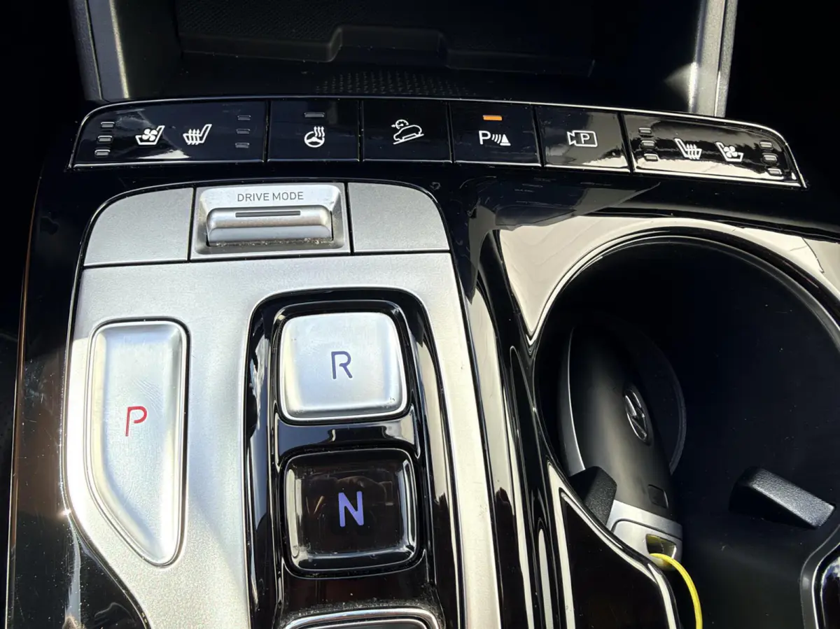 1.6 Hybrid HEV Premium 1e eig|Dealer OH|Camera|Carplay