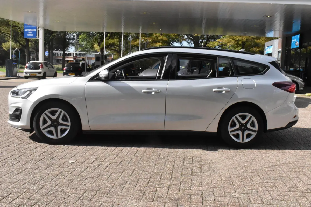 1.0 EcoBoost Hybrid Connected Navigatie | Carplay | Cruise | Airco | 12 mnd BOVAG garantie |