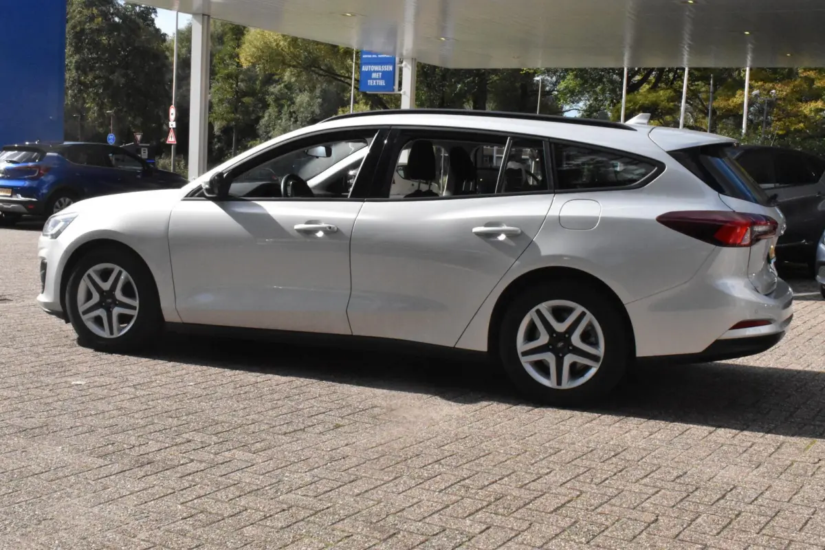 1.0 EcoBoost Hybrid Connected Navigatie | Carplay | Cruise | Airco | 12 mnd BOVAG garantie |