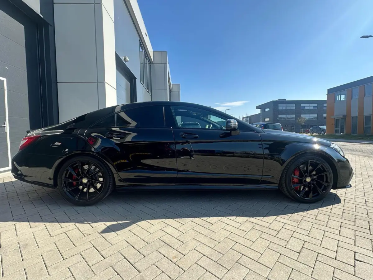 AMG 63 S 4MATIC 720PK PANO FULL OPTION!