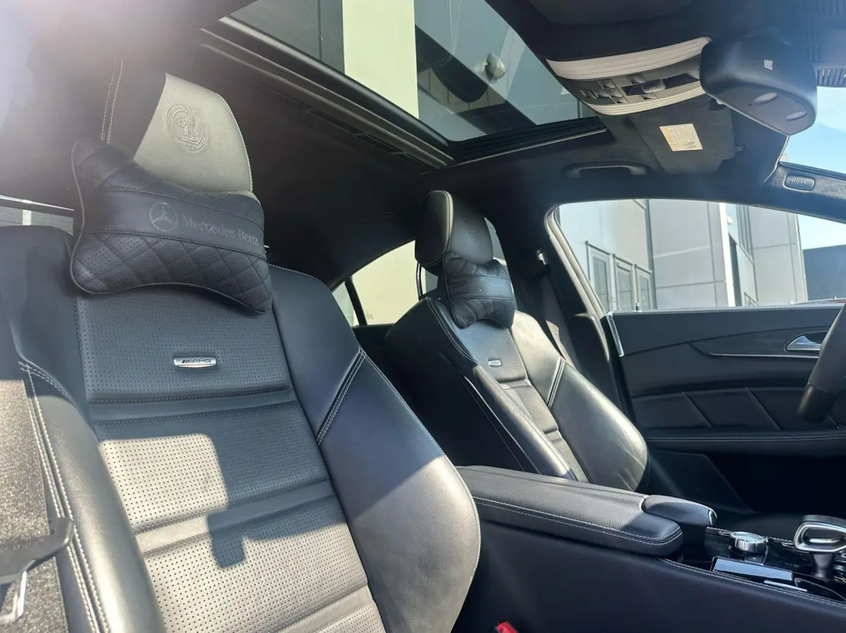 AMG 63 S 4MATIC 720PK PANO FULL OPTION!