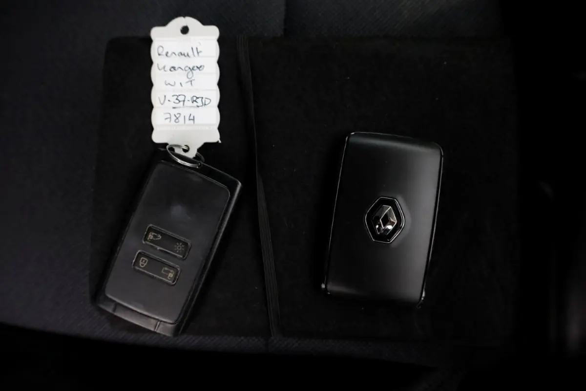 1.3 TCe 130pk Benzine Automaat Airco/Navi/Camera 01-2023