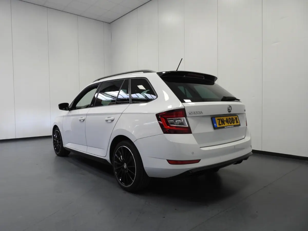 1.0 TSI Monte Carlo NAVI/CLIMA/CRUISE/PDC/17"LMV!