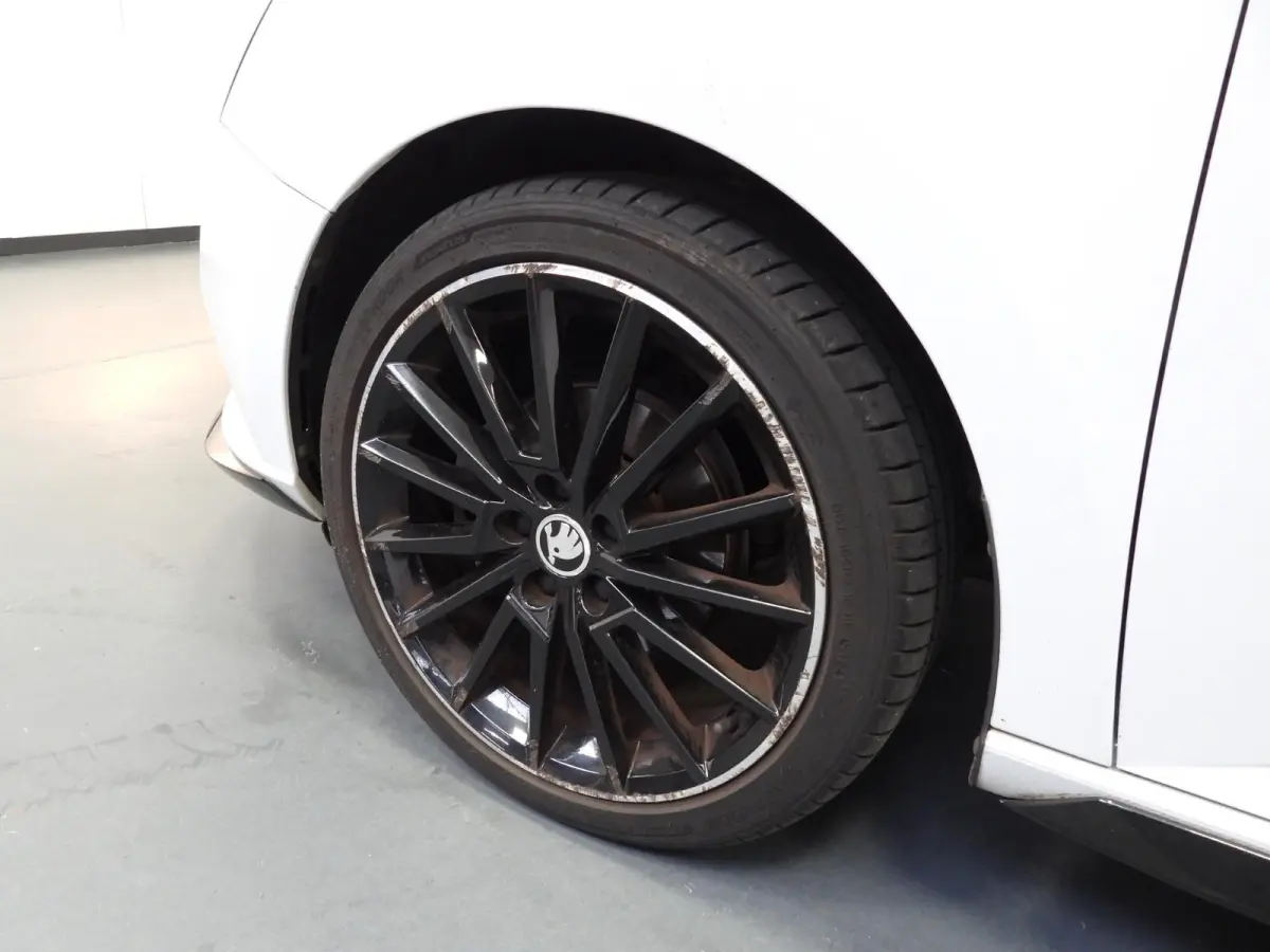 1.0 TSI Monte Carlo NAVI/CLIMA/CRUISE/PDC/17"LMV!