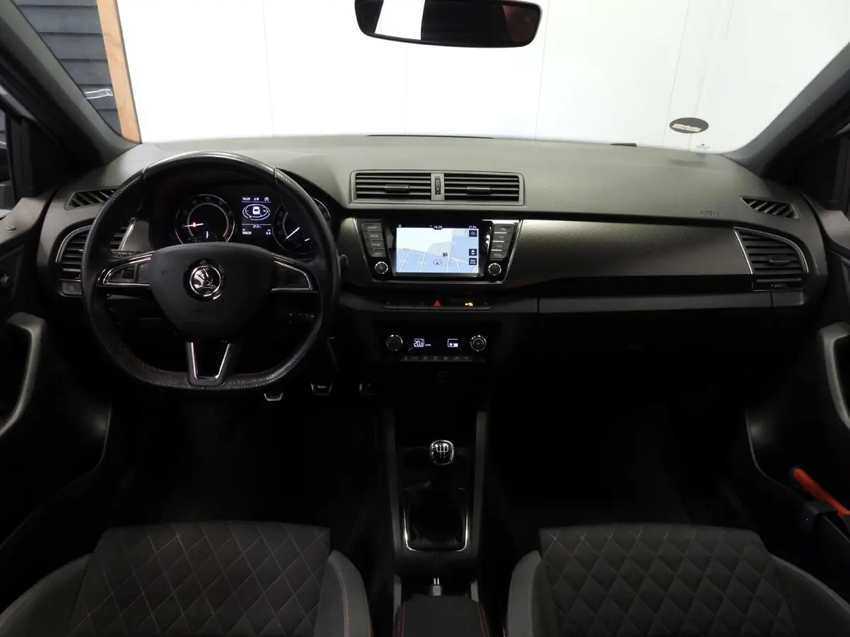 1.0 TSI Monte Carlo NAVI/CLIMA/CRUISE/PDC/17"LMV!