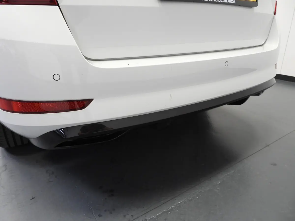 1.0 TSI Monte Carlo NAVI/CLIMA/CRUISE/PDC/17"LMV!