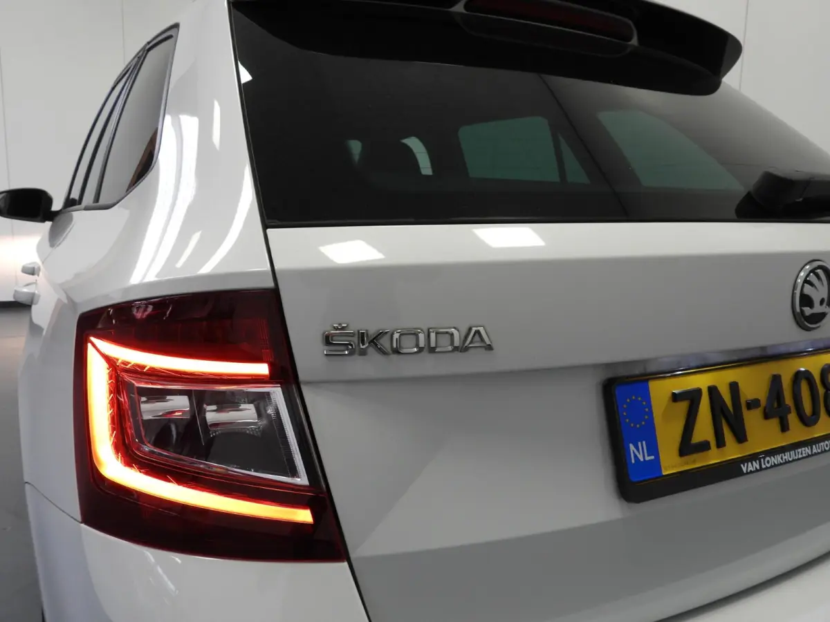 1.0 TSI Monte Carlo NAVI/CLIMA/CRUISE/PDC/17"LMV!
