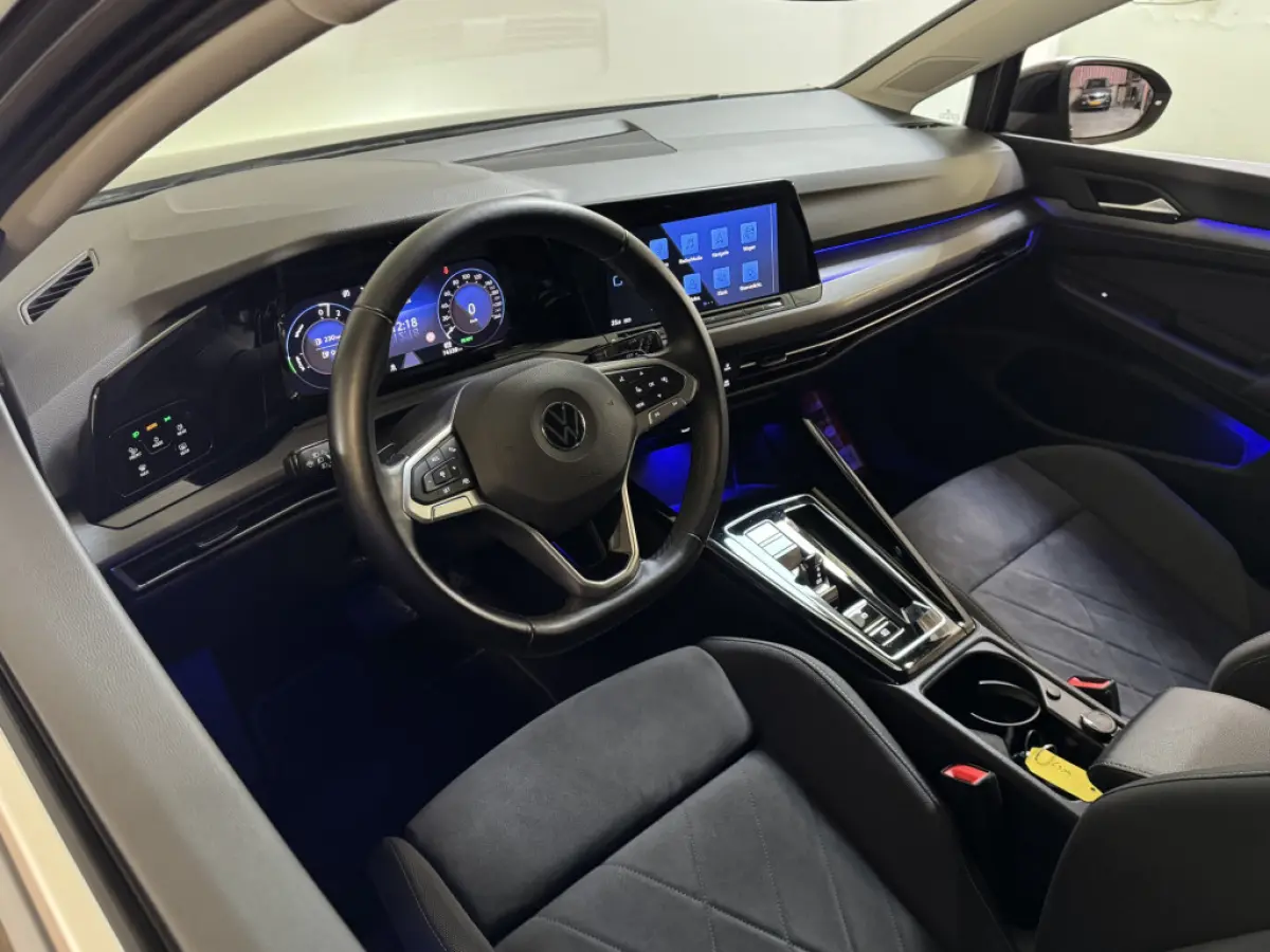 1.4 TSI 204PK eHybrid PHEV DSG STYLE CAMERA/CARPLAY/SFEERVERL.