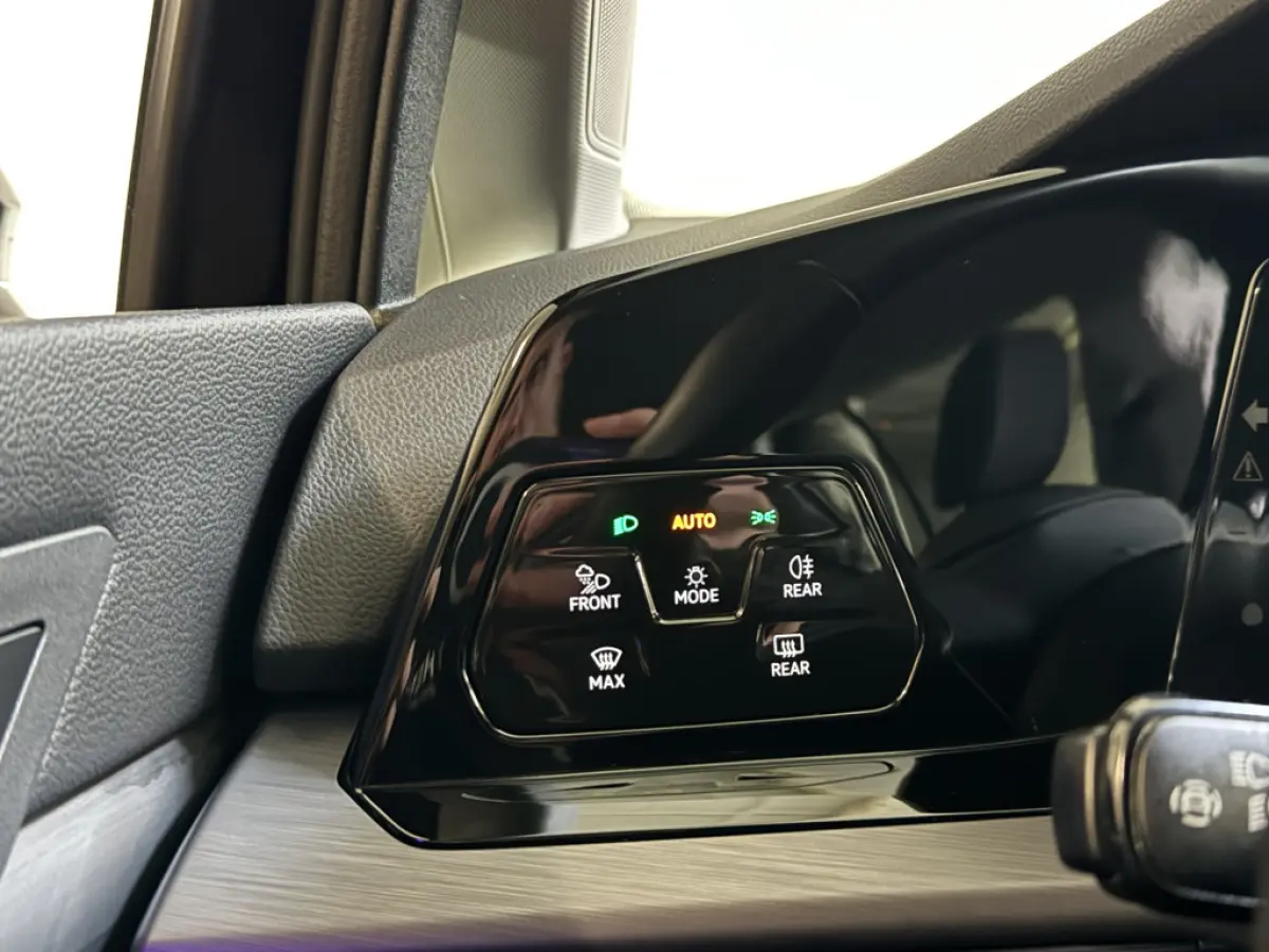 1.4 TSI 204PK eHybrid PHEV DSG STYLE CAMERA/CARPLAY/SFEERVERL.