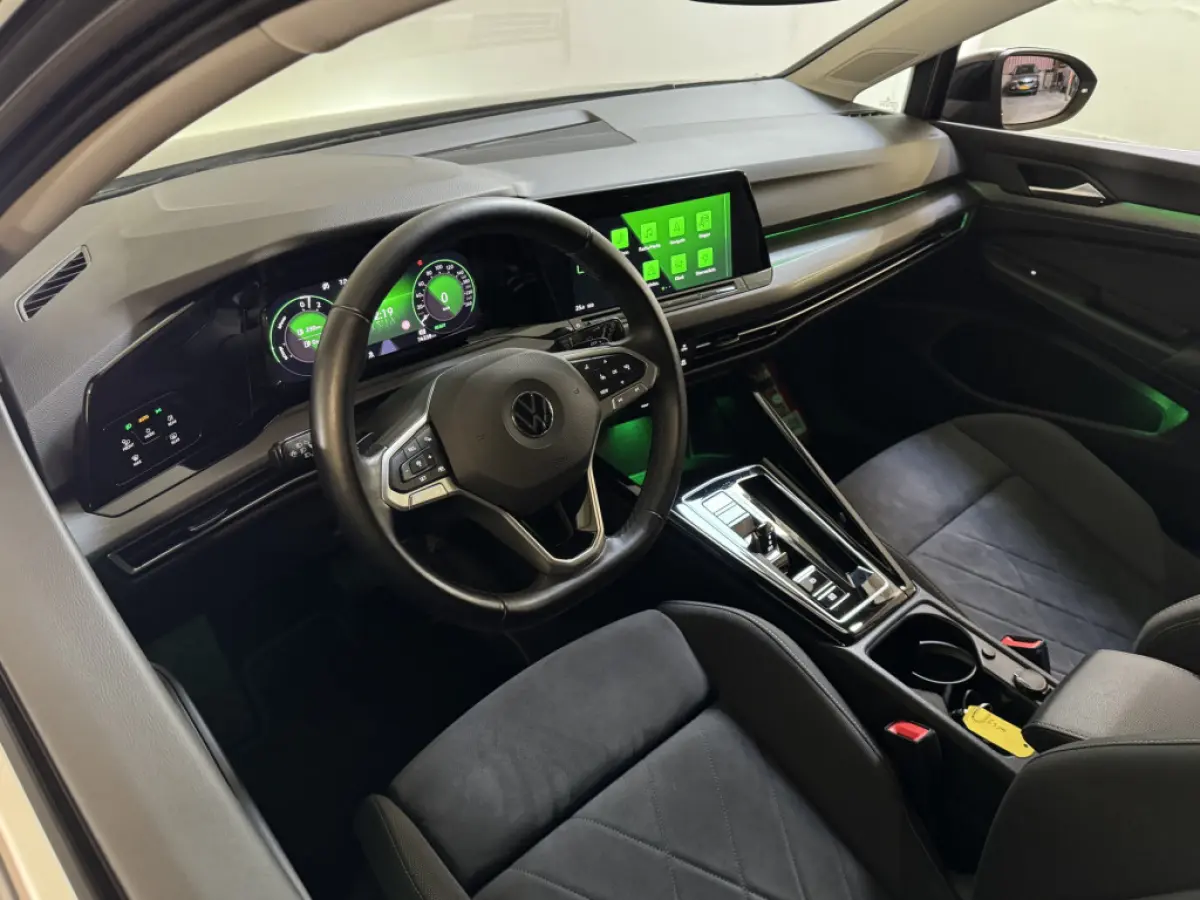 1.4 TSI 204PK eHybrid PHEV DSG STYLE CAMERA/CARPLAY/SFEERVERL.