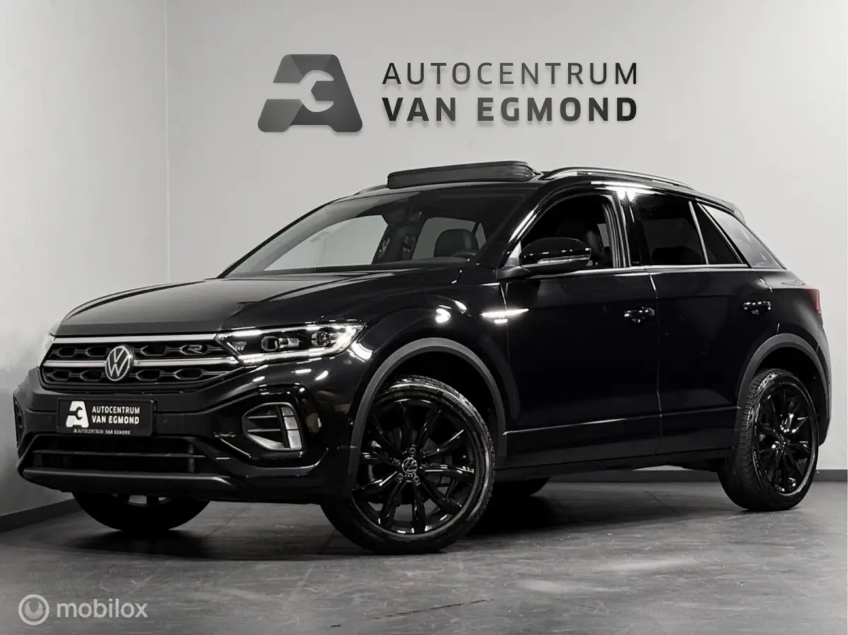 1.5 TSI DSG R-LINE | PANO | TREKH. | BLACK