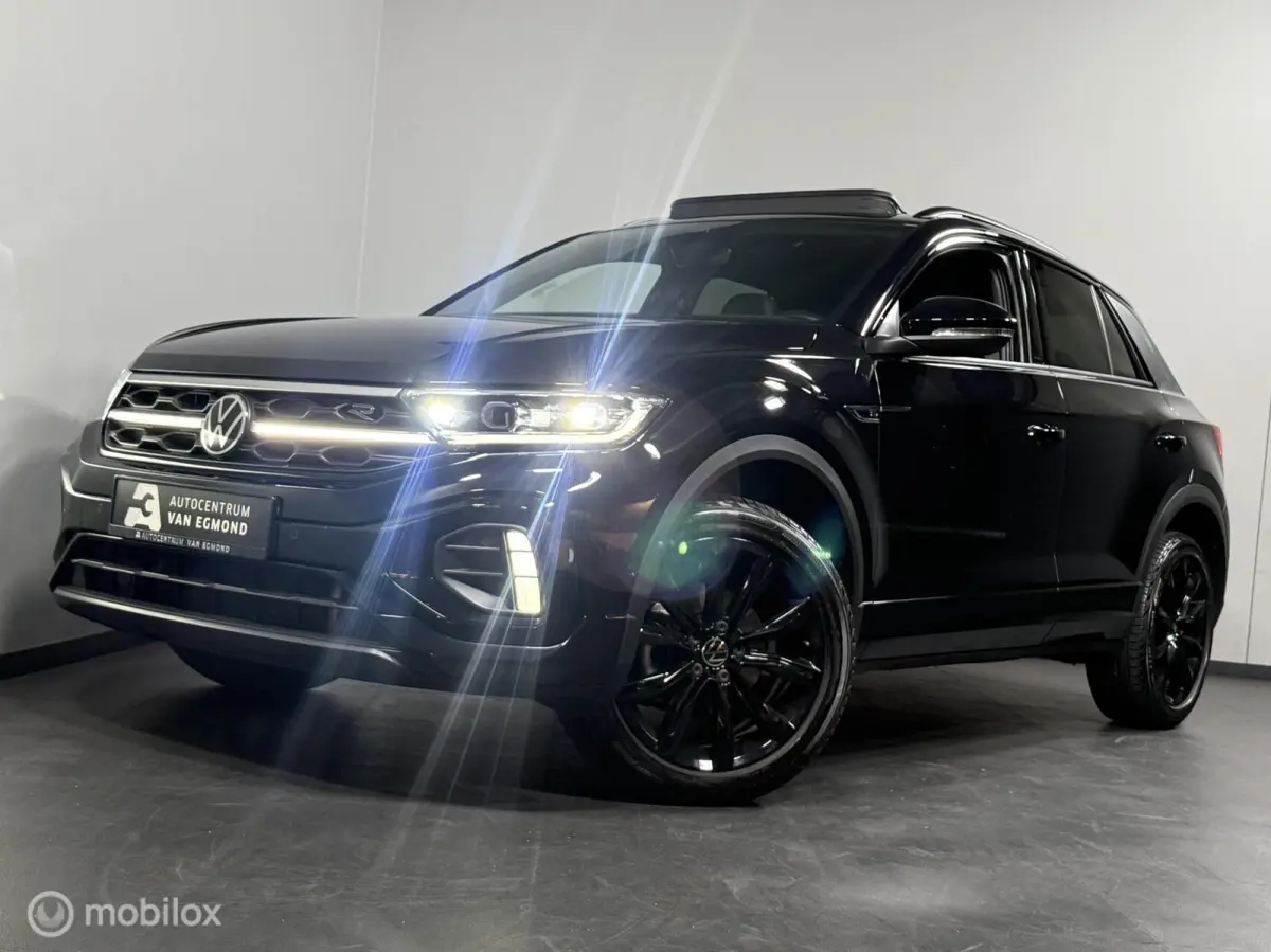 1.5 TSI DSG R-LINE | PANO | TREKH. | BLACK