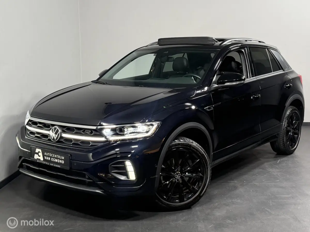 1.5 TSI DSG R-LINE | PANO | TREKH. | BLACK